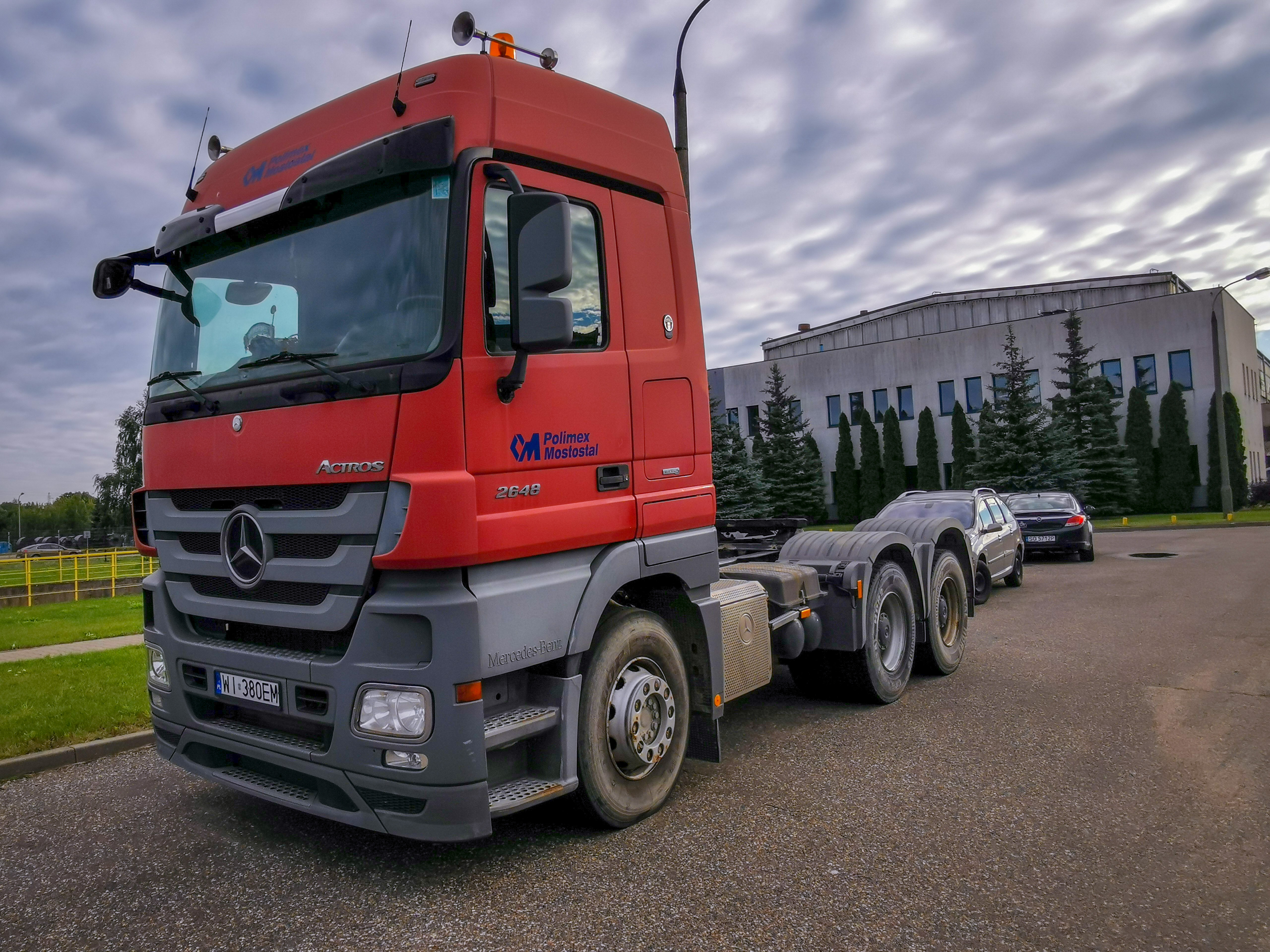 Ciągnik siodłowy Mercedes Benz Actros 2648LS